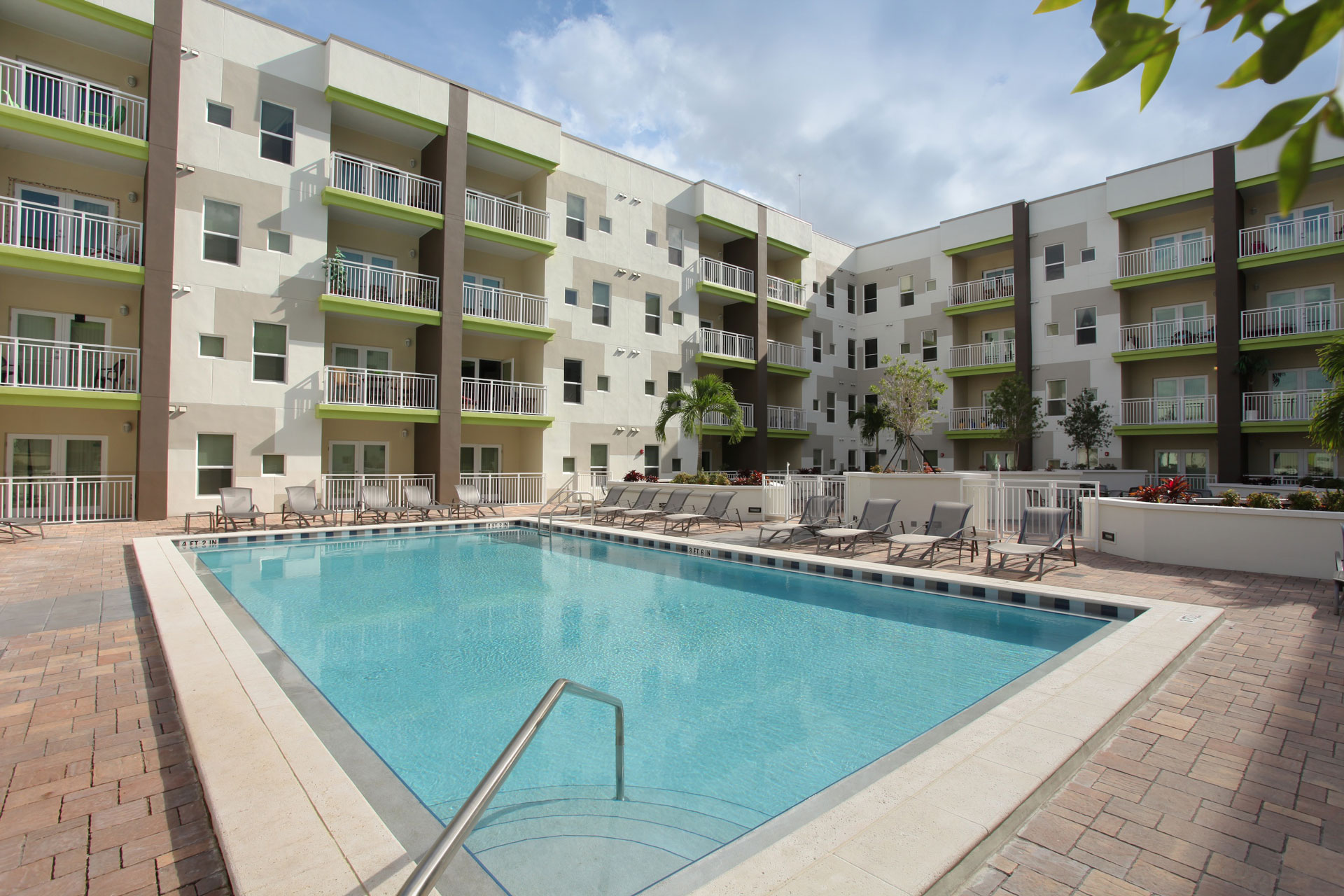 Tampa Senior Apartments The Reed at ENCORE!